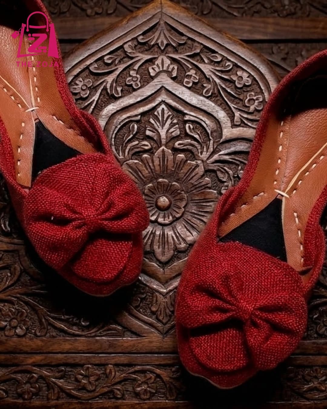 Red Jute fabric Bow Khussa