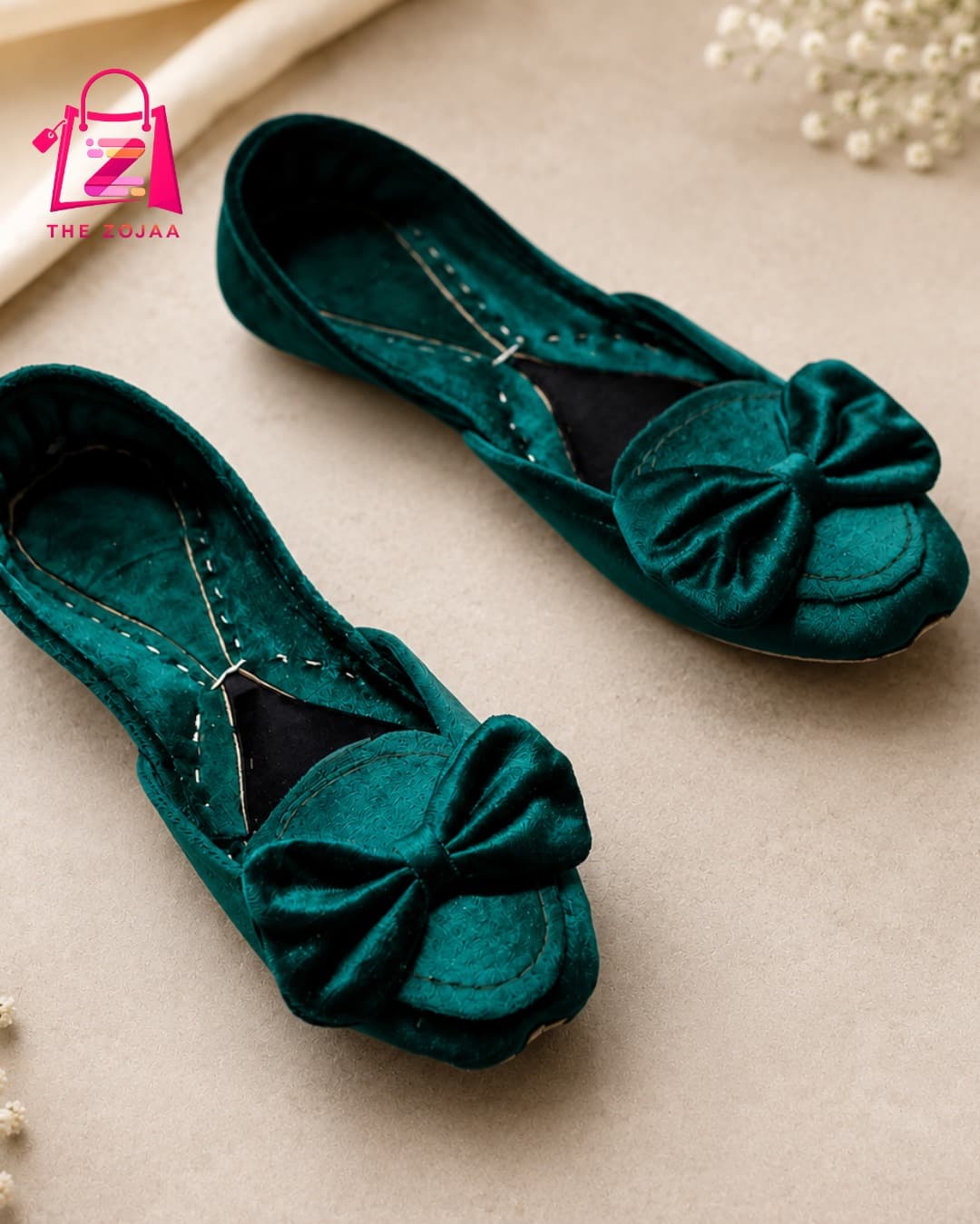 Dark Green Velvet Bow Khussa