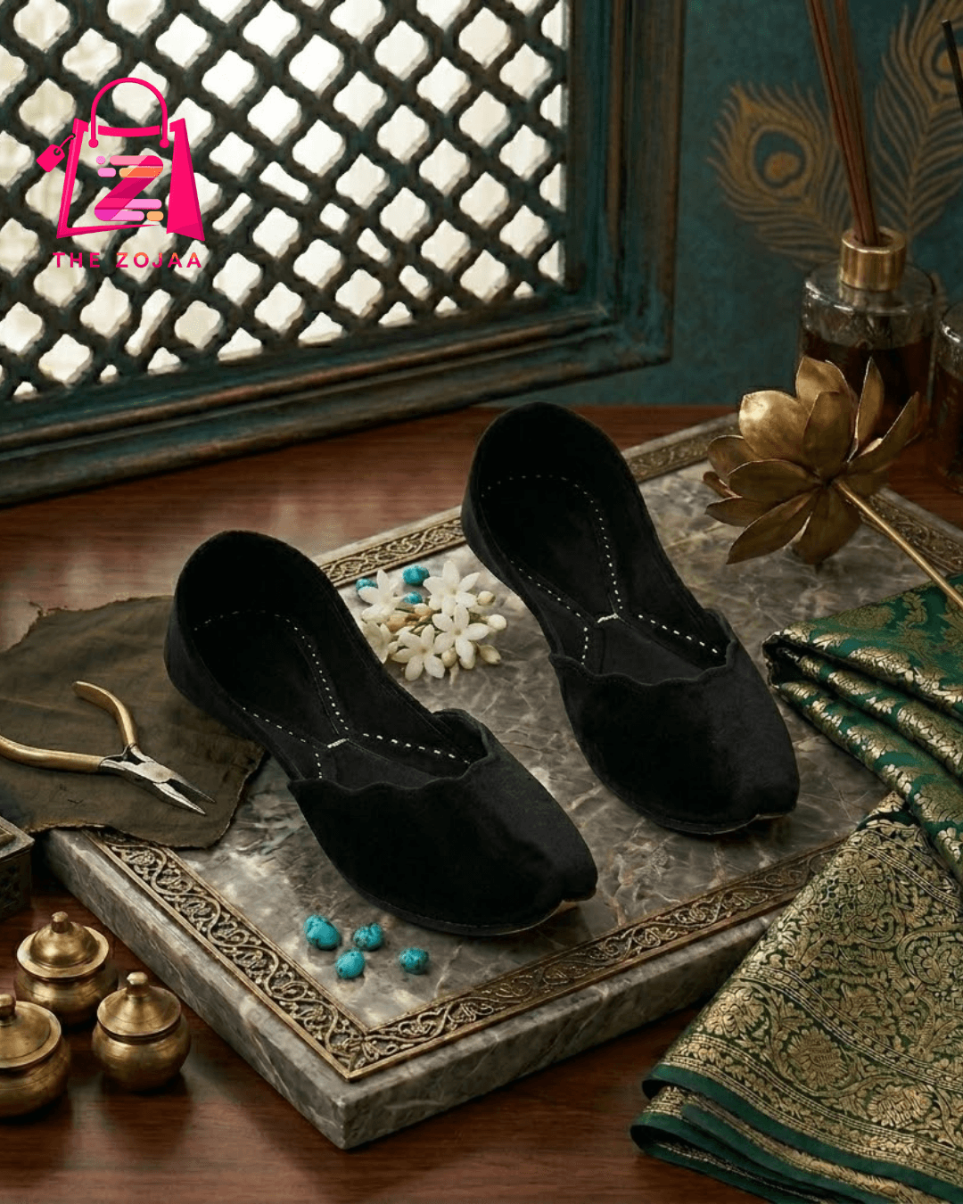 Black Mehfil Velvet Khussa