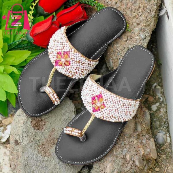 Stylish with embroidery Kolhapuri footwear